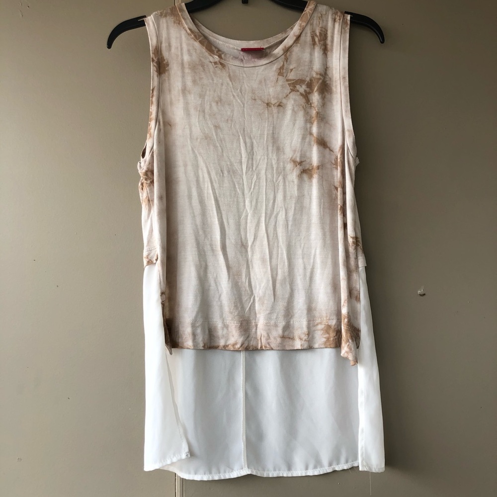 SOLD!! Buckle High-Low Tank